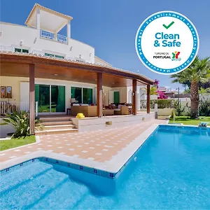  Villa Onj Vilamoura